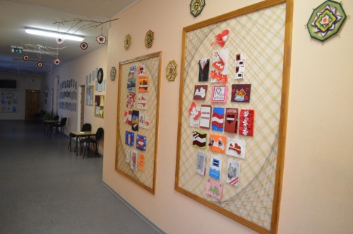 Latvijas simboli un karoga krāsas Liepu pamatskolā 2016.gada novembrī_5