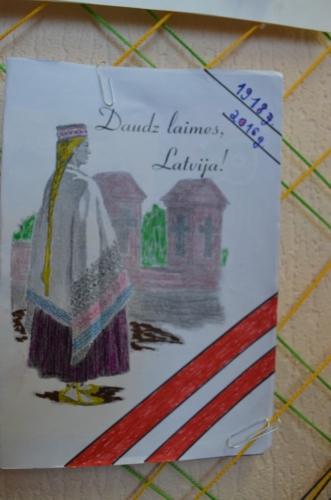 Latvijas simboli un karoga krāsas Liepu pamatskolā 2016.gada novembrī_46