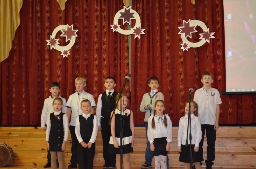 Latvijas simboli un karoga krāsas Liepu pamatskolā 2016.gada novembrī_59