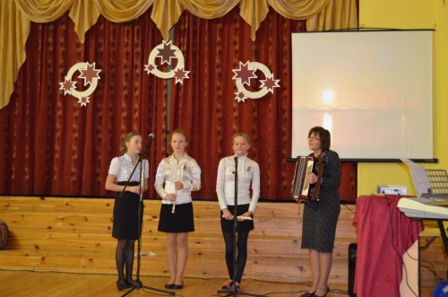 Latvijas simboli un karoga krāsas Liepu pamatskolā 2016.gada novembrī_66